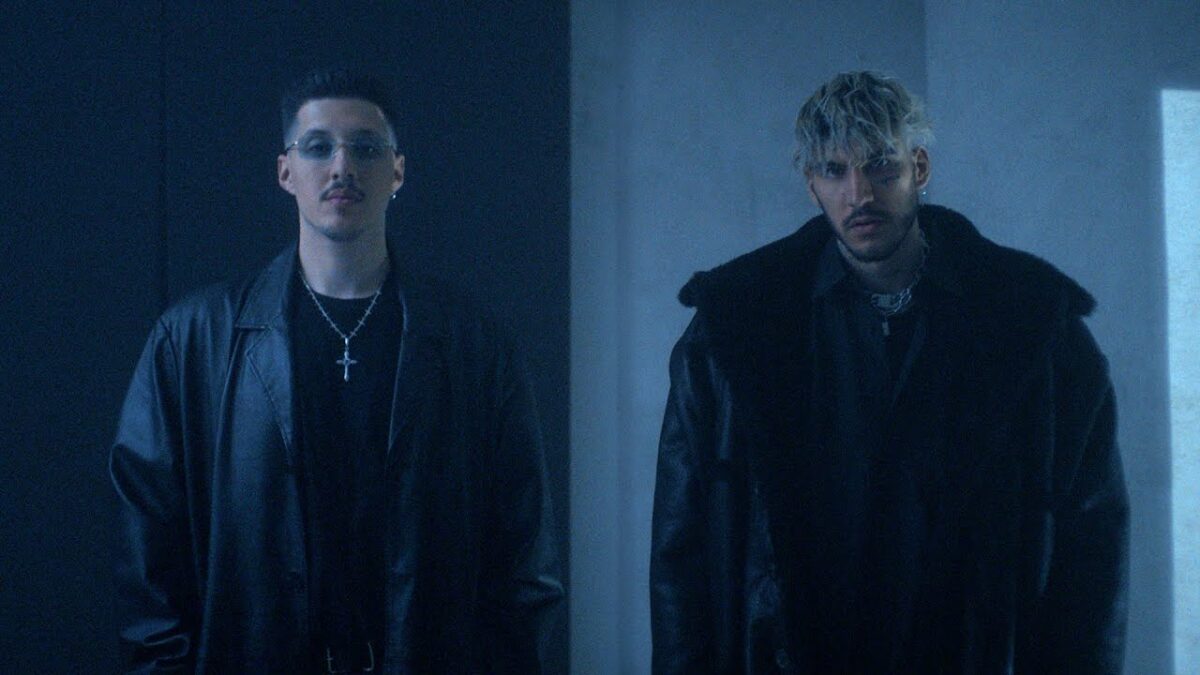 Kynda Gray & RIN – Ayo Technology (prod. Alexis Troy)