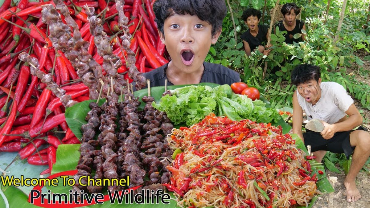 Primitive Technology – Wow cooking chicken liver and hit papaya for lunch – Eating delicious Ep00084