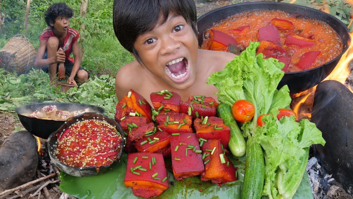 Primitive Technology – Eating Delicious In Jungle – Cooking And Braised Pork Belly For Diner #154