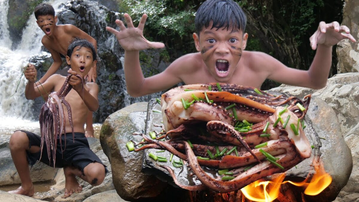 Primitive Technology – Eating delicious – Cooking Hand Octopus On The Rock In Rainforest #166