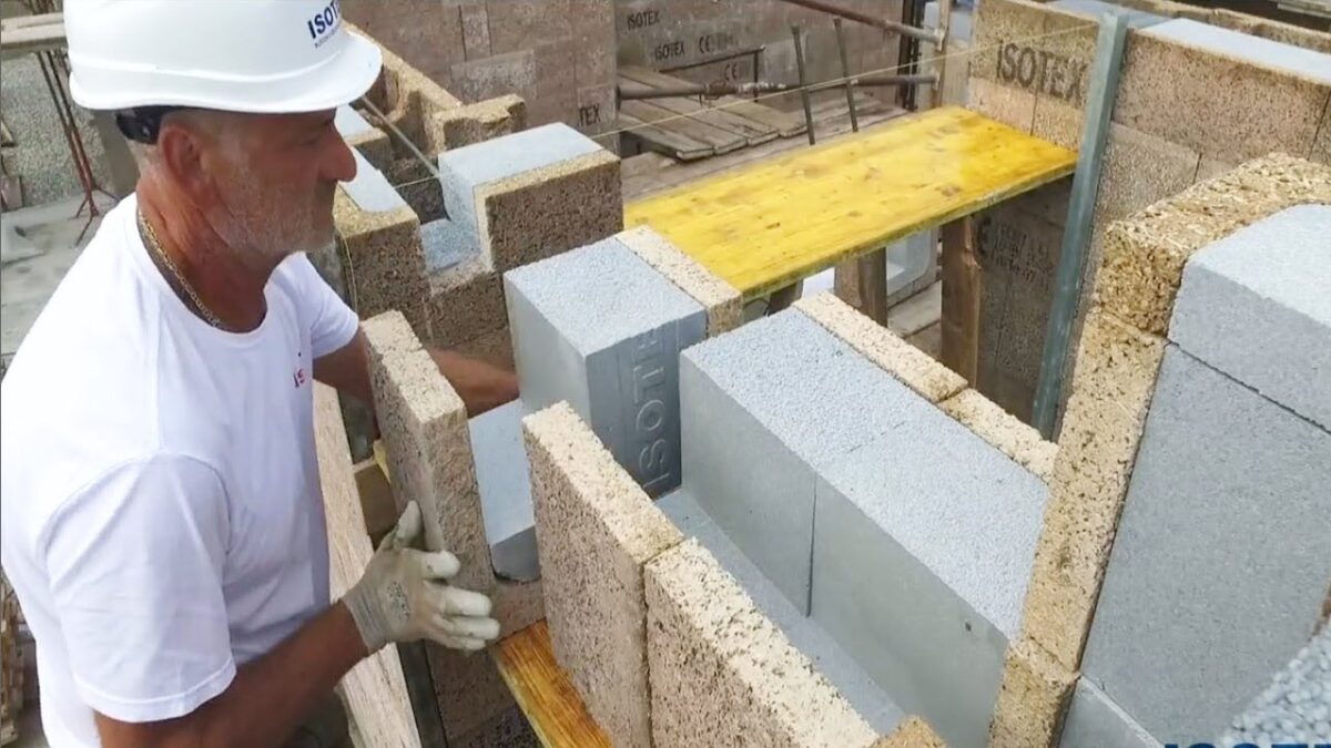 See this ingenious construction worker doing – Amazing construction machines technology build house