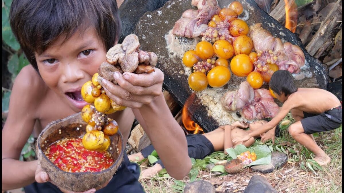Primitive Technology – Eating delicious – Cooking chicken eggs recipe #95