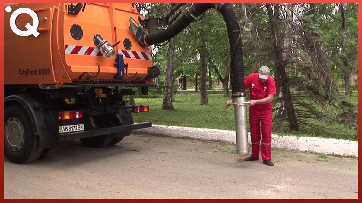 Ingenious Garbage Trucks & Trash Collection Technology Systems