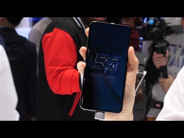 5G technology arrives in France: Necessary progress or a danger to our health?
