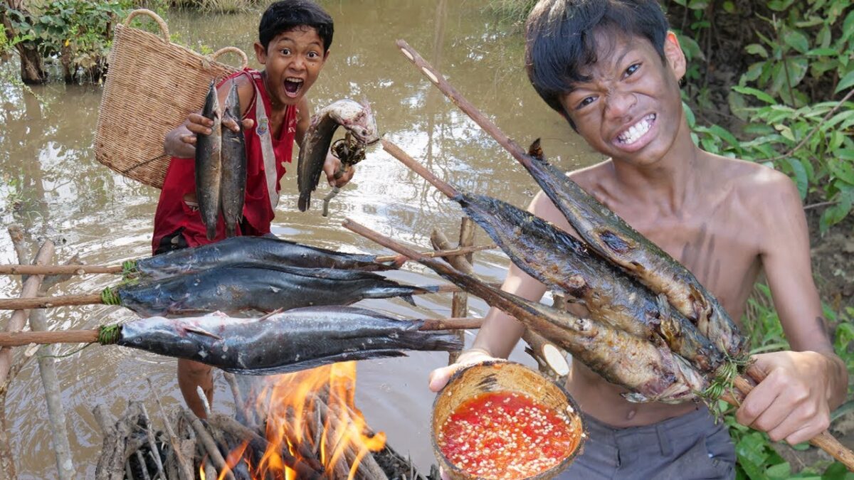 Primitive Technology – Eating Delicious – Findig & Cooking Fish In Jungle For Food #187