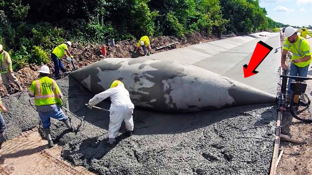 रोड बनाने की ऐसी शानदार TECHNOLOGY पहली बार देखोगे | AMAZING LATEST ROAD TECHNOLOGIES
