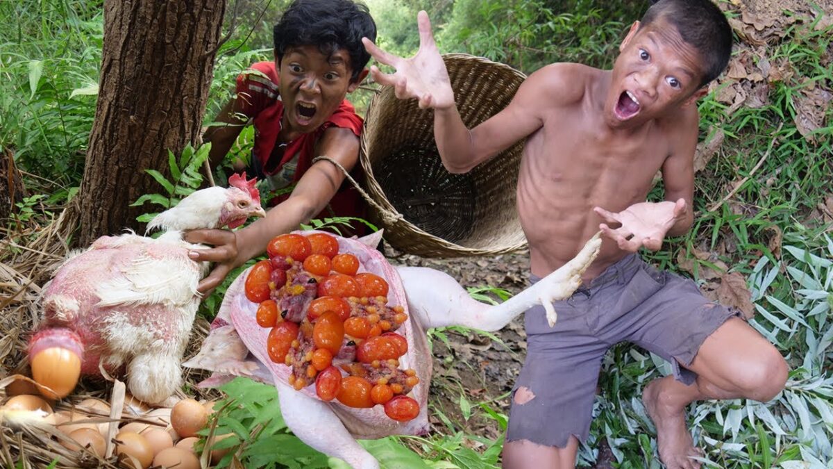 Primitive Technology – Eating Delicious In Jungle – Meet Chicken Catch&Cooking #217