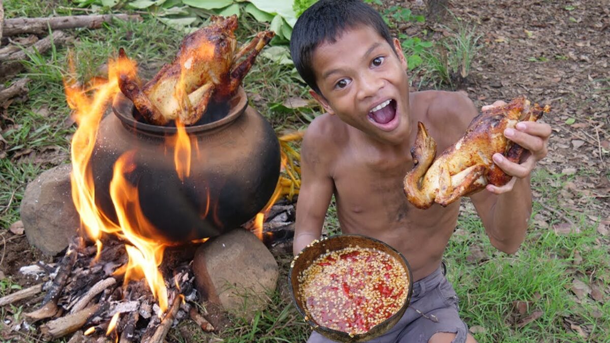 Primitive Technology – Eating Delicious – Cooking Chicken In Clay Pot For Food Awesome #227