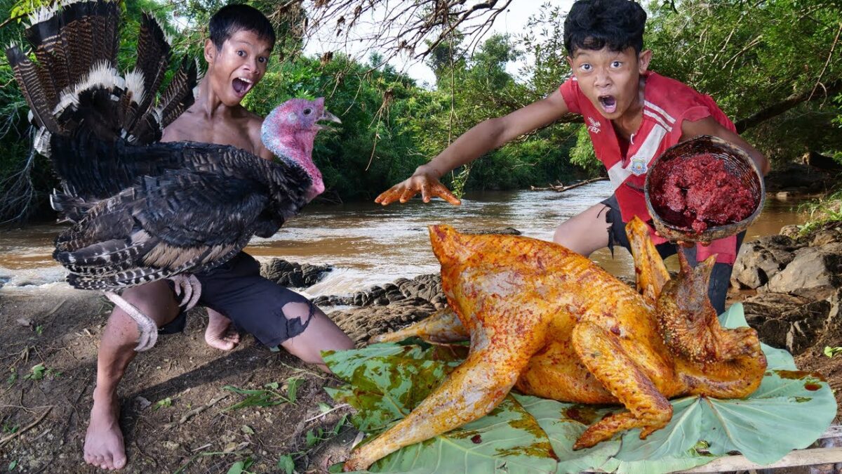 Primitive Technology – Eating Delicious – Hear The Sound Turkey Bird In Jungle & Cooking #231