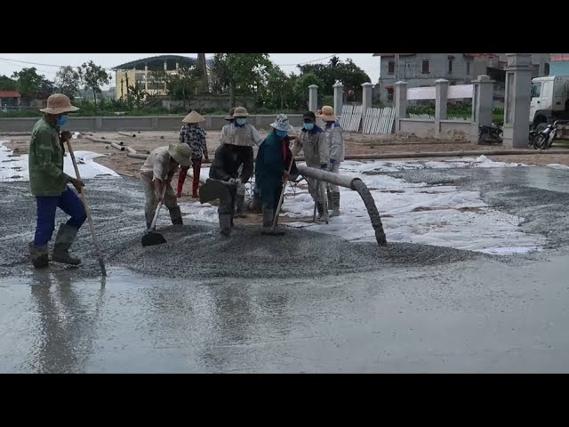 Modern Technology And Great Method To Build A Large Concrete Yard Quickly And Sustainably