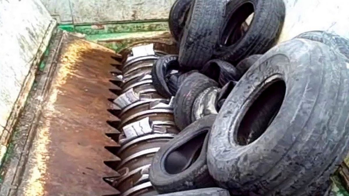 Amazing Crusher Machine Modern Technology, Fastest Shredding Lumber To Recycle In Industry